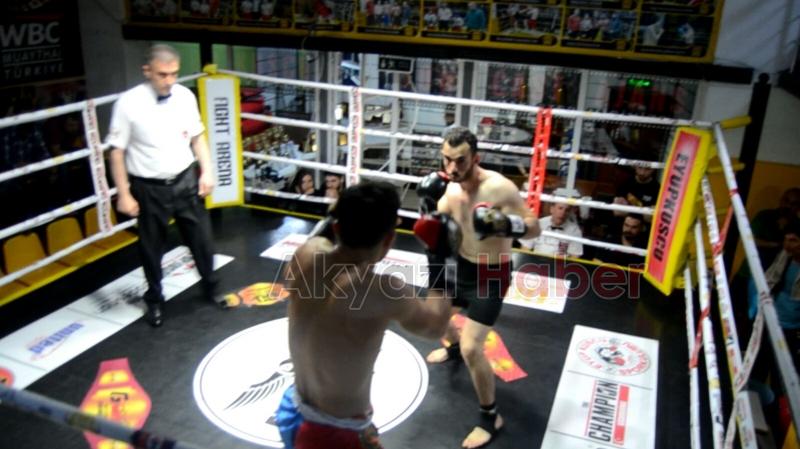 Akyazılı Dünya Şampiyonu Wushucu Kendi Öğrencilerini Yetiştirmeye Hazırlanıyor