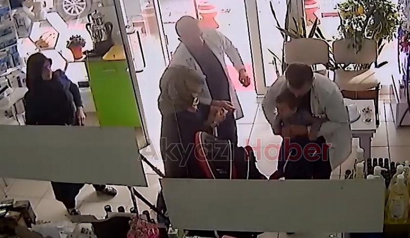 Akyazılı eczacı nefes borusuna şeker kaçan çocuğu  böyle kurtardı
