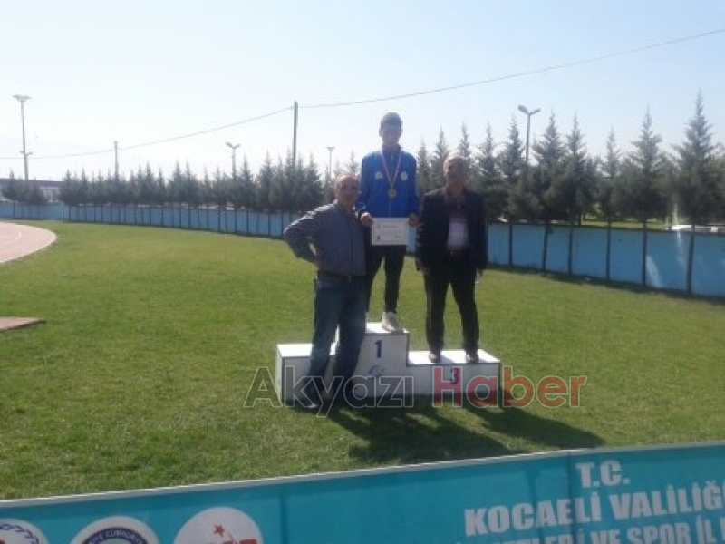 Akyazılı Ensar Atletizmde 1 Altın 2 Bronz Madalya Kazandı