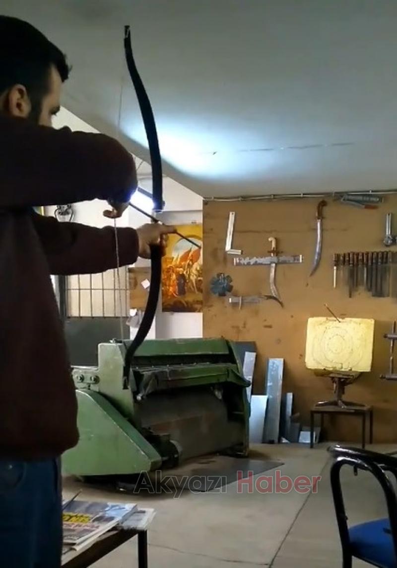 Akyazılı Esnaf Kamyon Makasından Yay Yaptı