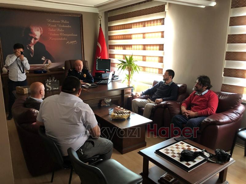 Akyazılı Gazeteciler Polis Haftasını kutladı