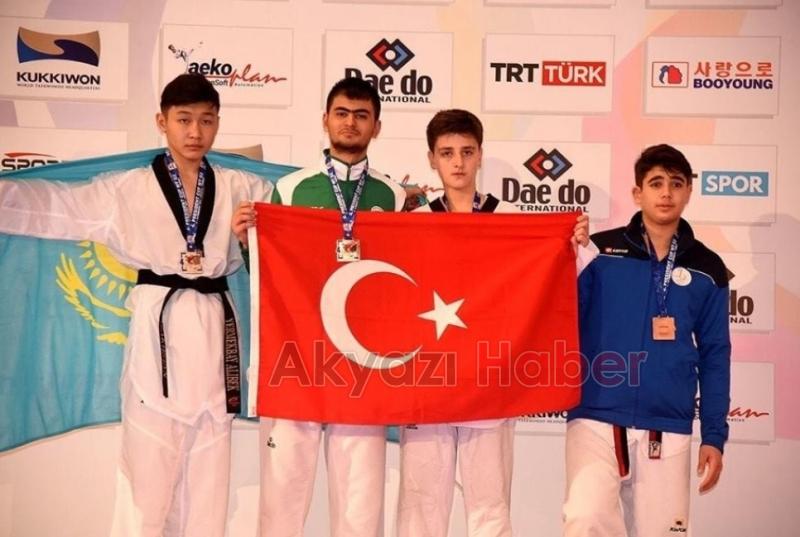 Akyazılı Genç Tekvondocu Milli Forma İle İspanya Yolcusu