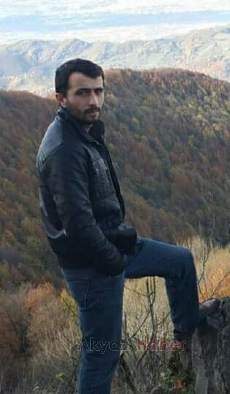 Akyazılı Genç Trafik Kazasında Hayatını Kaybetti