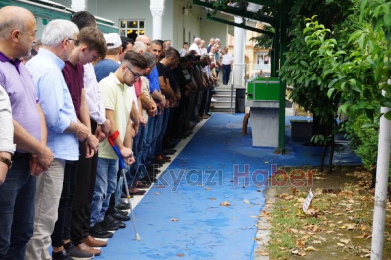 Akyazılı iş adamı fazlı özdemir son yolculuğuna uğurlandı