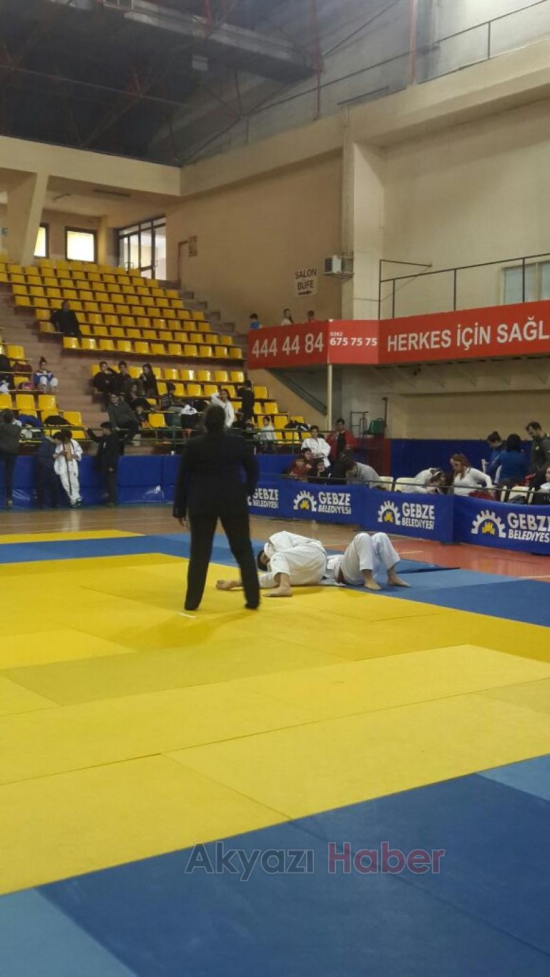 Akyazılı Judocular Finale Katılacak
