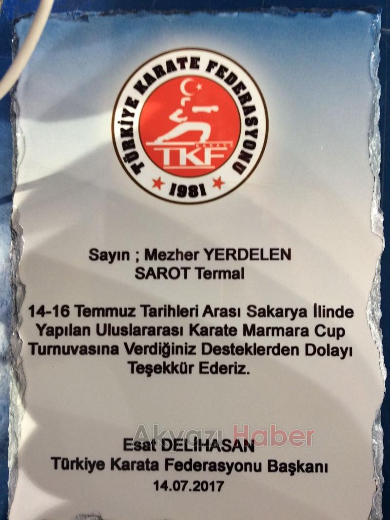 Akyazılı Karateciler Altın Madalyasız Dönmüyor
