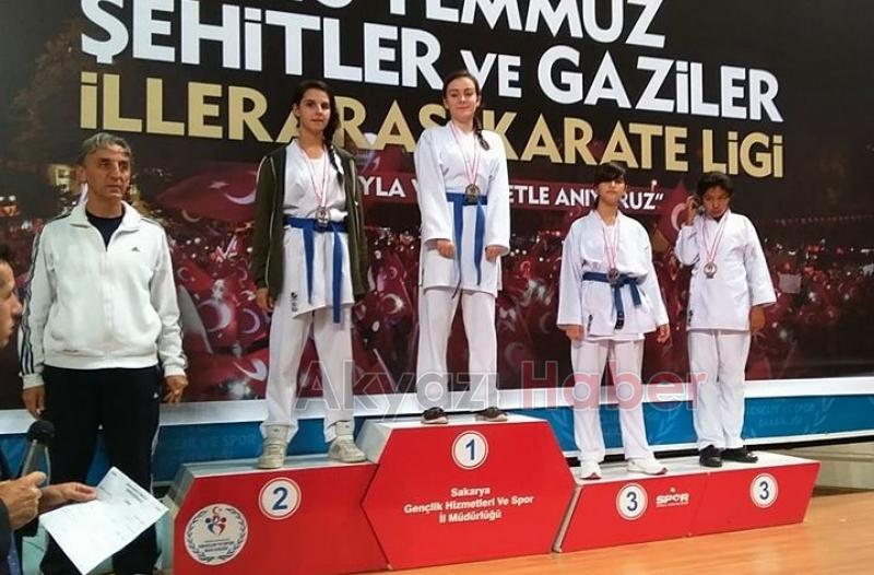 AKYAZILI KARATECİLER ÇOŞTU BİR KERE