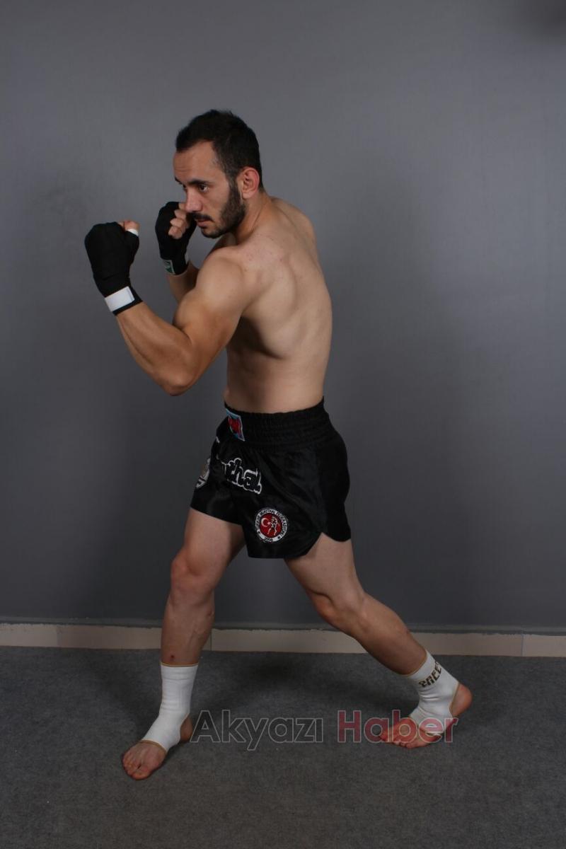 Akyazılı Kick Bokscu İsmini Dünyaya Duyurmak İstiyor