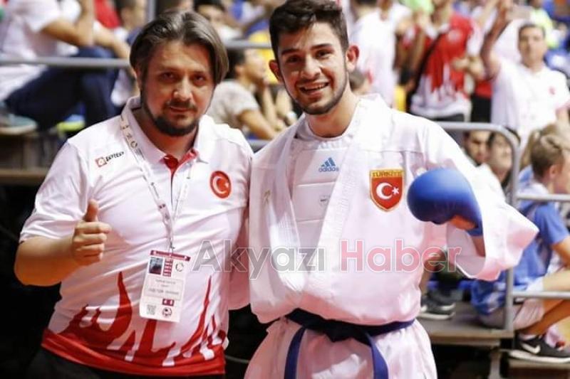 Akyazılı Milli Karateci Dünya Üçüncüsü Oldu