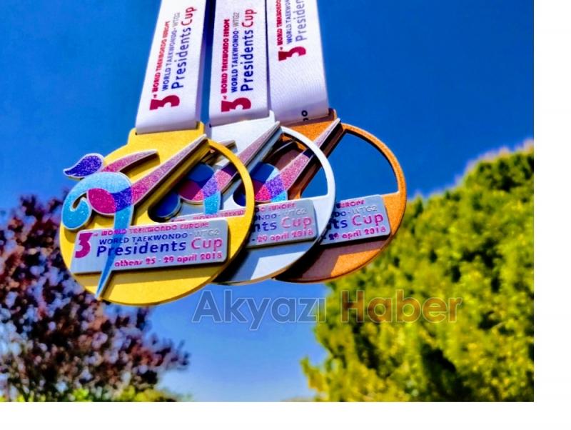 Akyazılı Milli Taekwondocu Alper Başkanlık Kupası İçin Atina’da