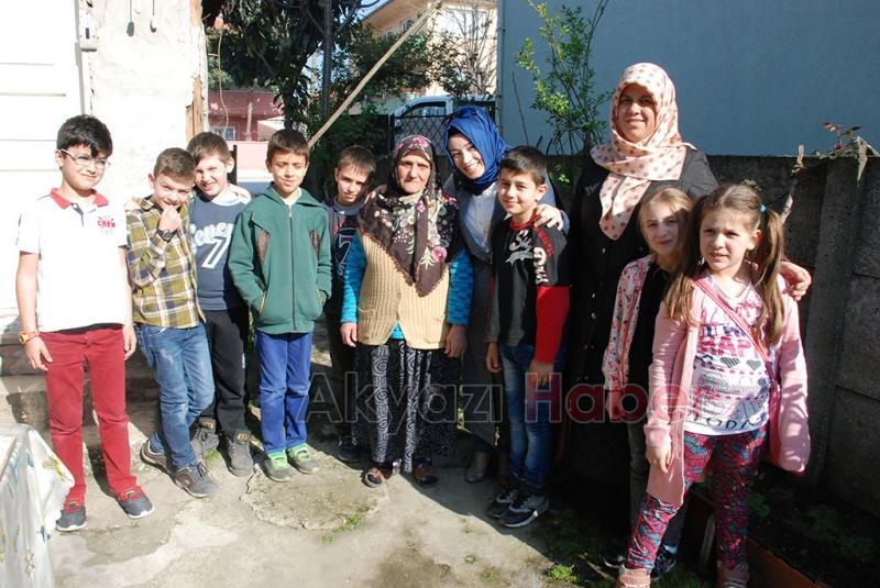 Akyazılı Miniklerden Yaşlılara Vefa