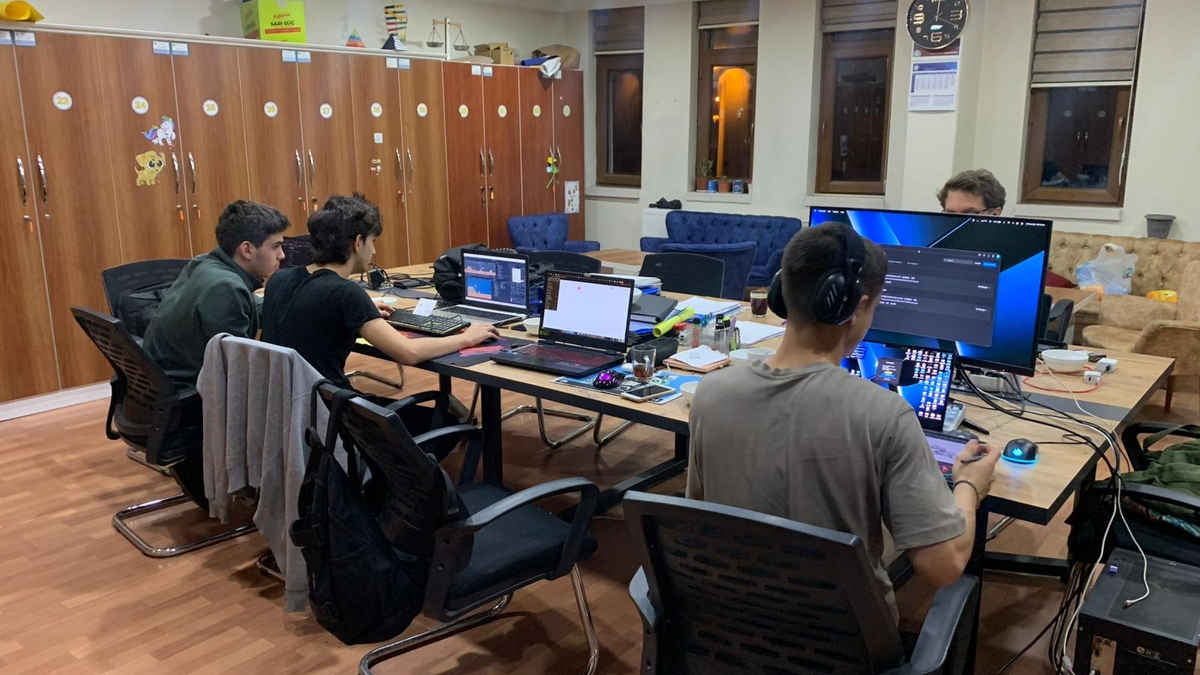 Akyazılı öğrencilerden büyük başarı