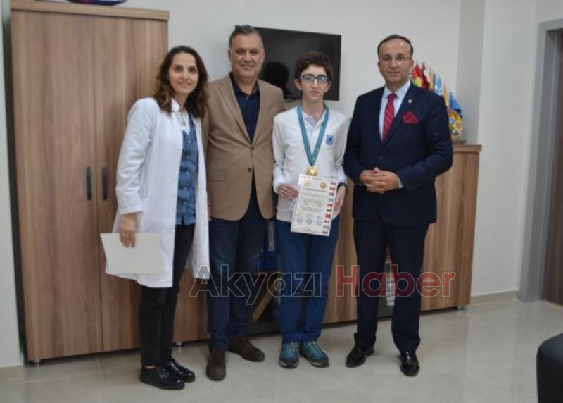 Akyazılı Oğuzhan'dan Dünya Çapında başarı