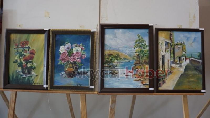 Akyazılı ressamın sergisi açıldı