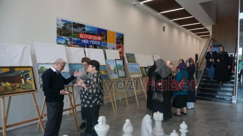 Akyazılı ressamın sergisi açıldı