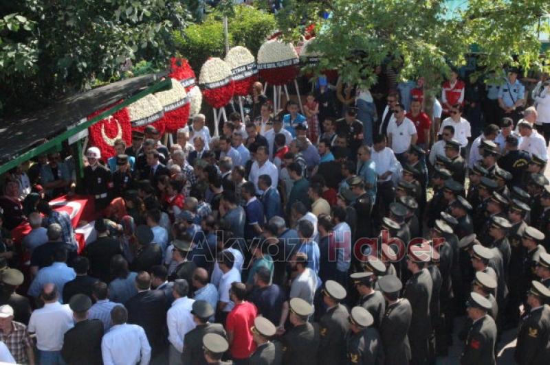 Akyazılı Şehit Uzman Çavuş Yunus Aktaş Ebediyete Uğurlandı
