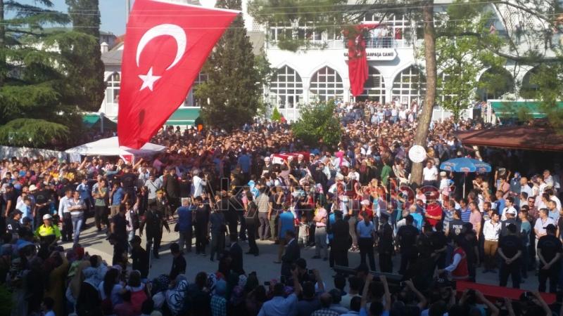 Akyazılı Şehit Uzman Çavuş Yunus Aktaş Ebediyete Uğurlandı