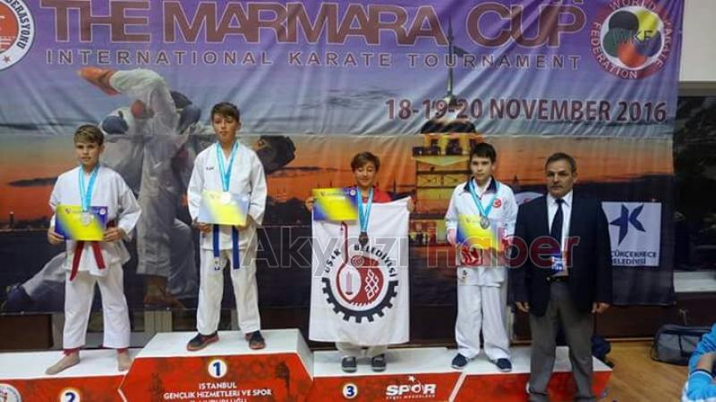 Akyazılı Sporcular  5 Altın 2 Gümüş 4 Bronz madalya ile döndüler