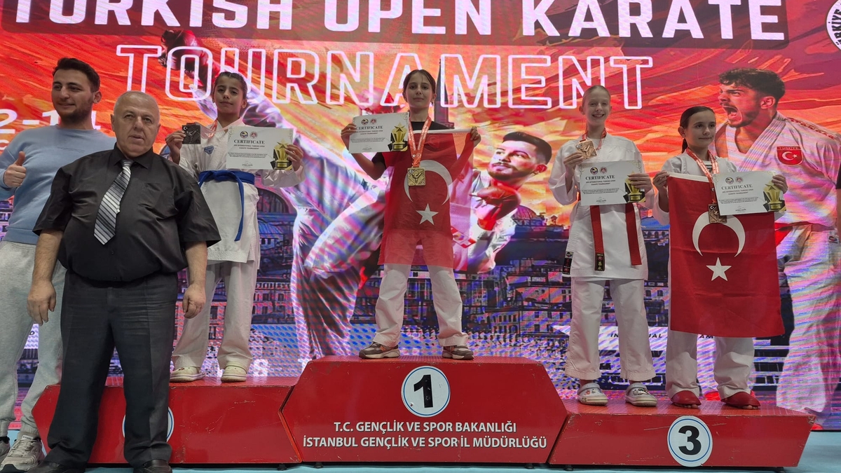 Akyazılı Sporculardan 3 Altın, 1 Gümüş madalya