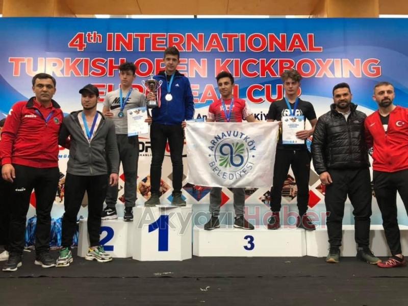 Akyazılı sporculardan büyük başarı Avrupa ikincisi oldular