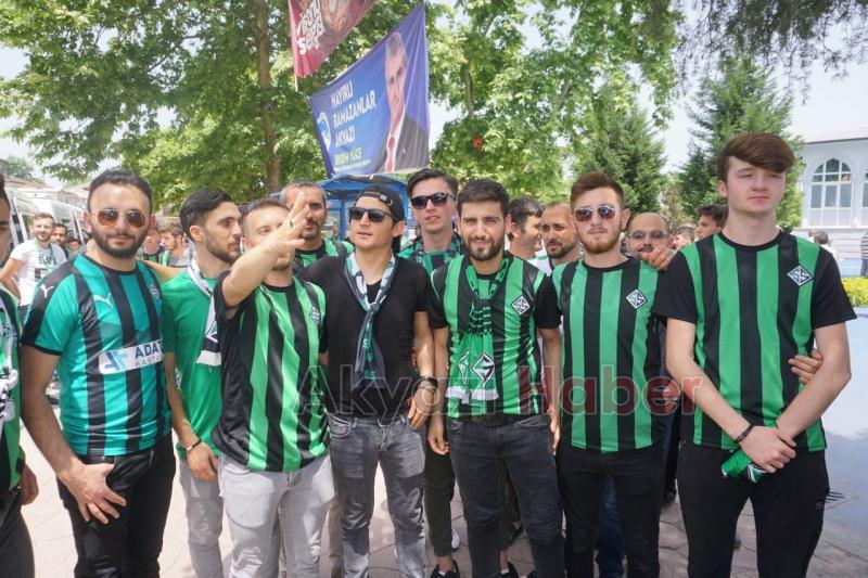 Akyazılı Tatangalar Bursaya Doğru Yola Çıktı