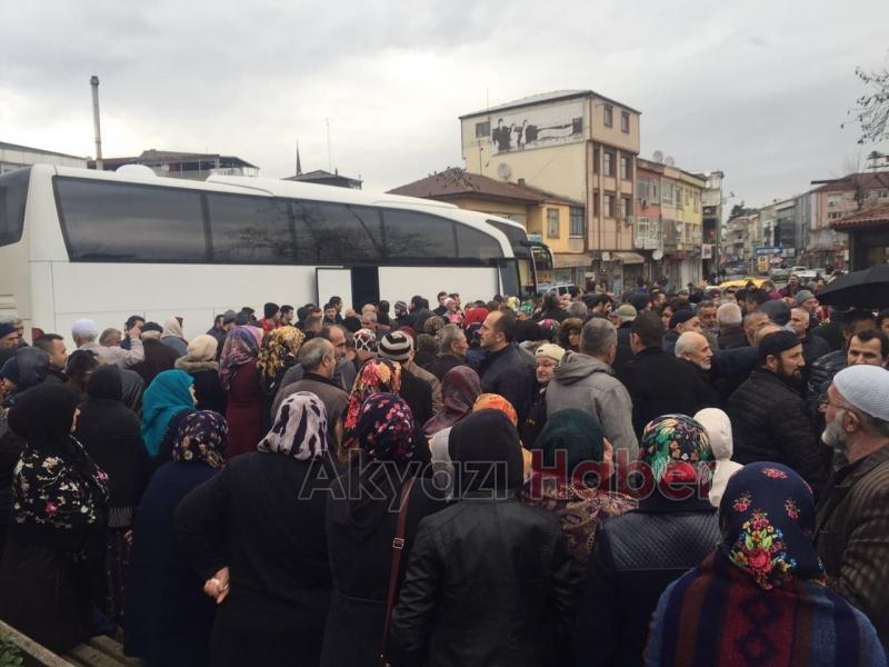 AKYAZILI UMRECİLER DUALARLA UĞURLANDI