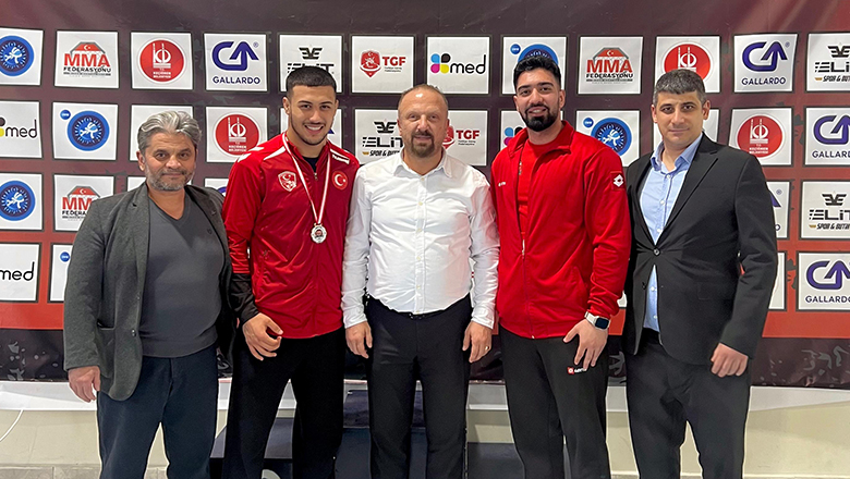 Akyazılı Yunus Emre Baycan şampiyon oldu