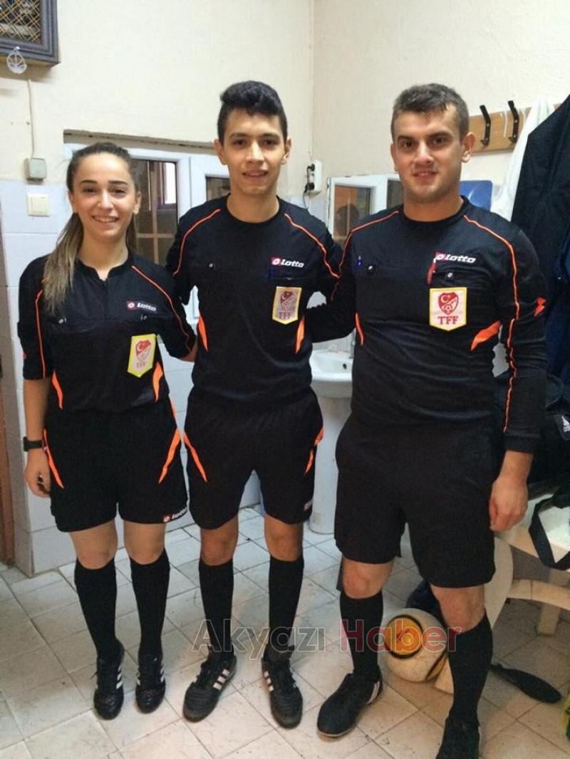 Akyazının bayan hakemi 