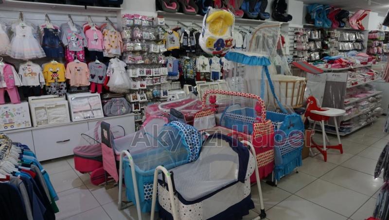 Akyazı’nın En Büyük İç Giyim Mağazası Ren Ga Renk