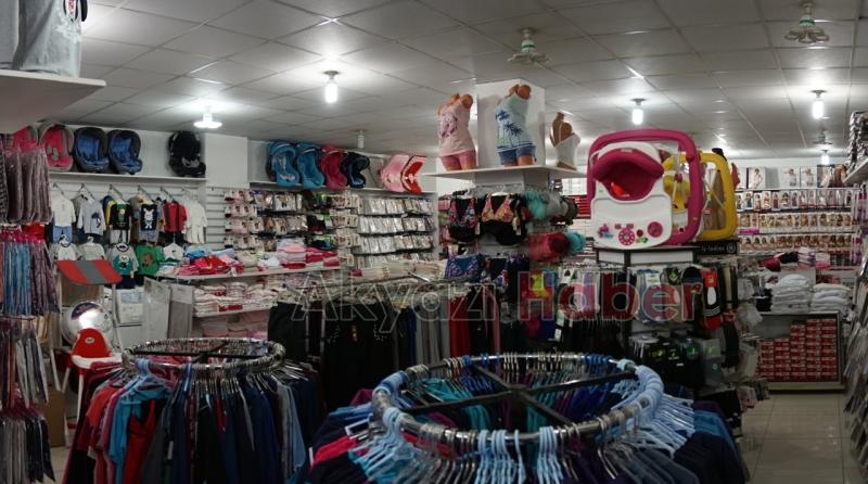 Akyazı’nın En Büyük İç Giyim Mağazası Ren Ga Renk