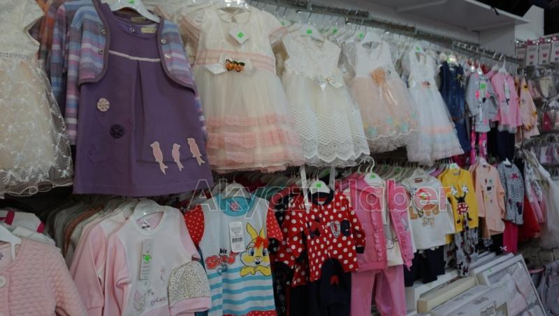 Akyazı’nın En Büyük İç Giyim Mağazası Ren Ga Renk