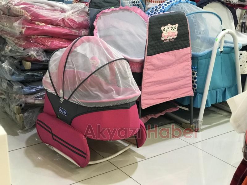 Akyazı’nın En Büyük İç Giyim Mağazası Ren Ga Renk