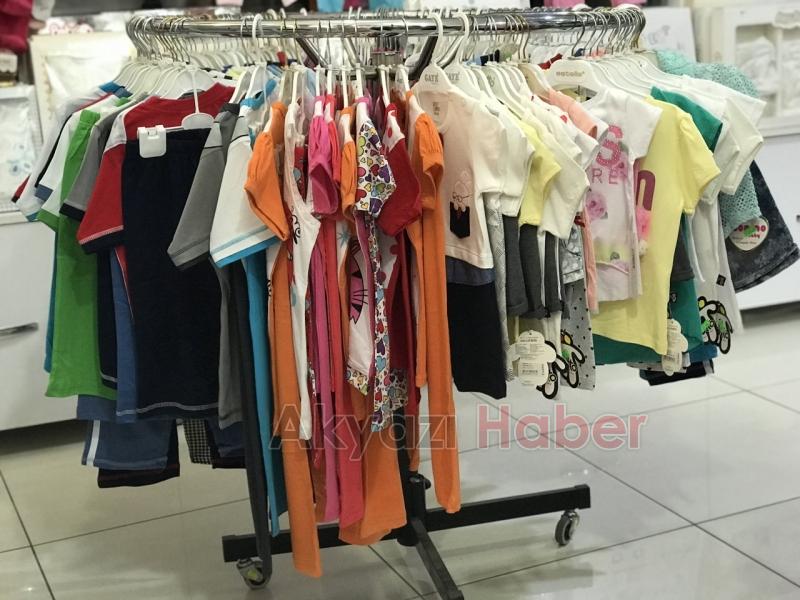 Akyazı’nın En Büyük İç Giyim Mağazası Ren Ga Renk