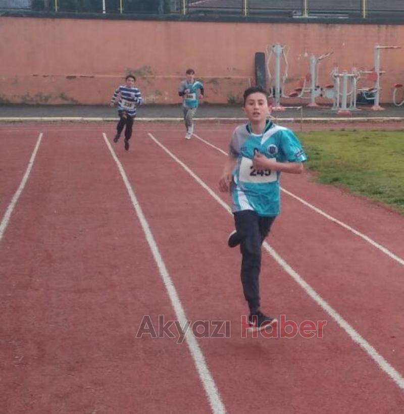 Akyazı’nın En Hızlıları Seçildi 