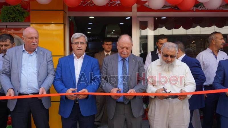 Akyazının yeni lezzet adresi Kebapçı Niyazı Usta açıldı