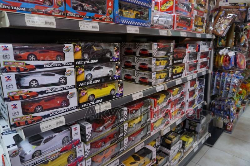 Akyazı’nın Yerli Marketi Çetinkaya AVM