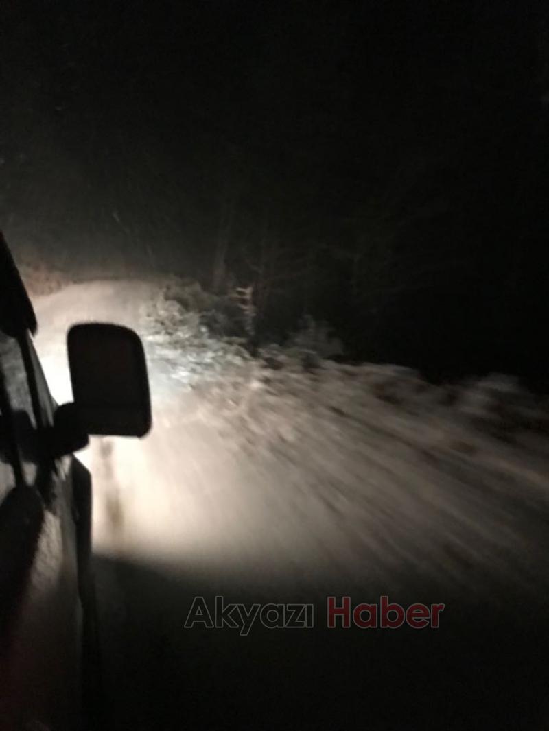 Akyazı’nın Yüksek Kesimlerine Kar Yağdı