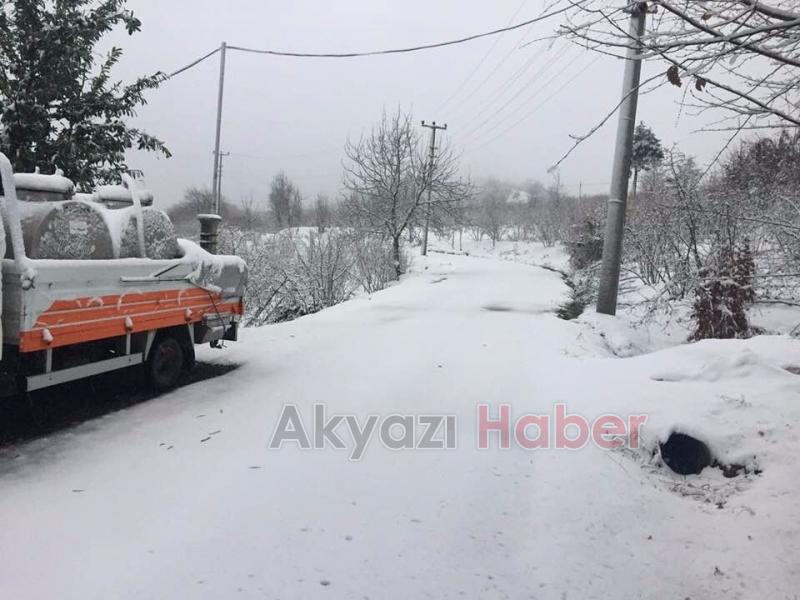 Akyazı’nın Yüksek Kesimlerine Kar Yağdı