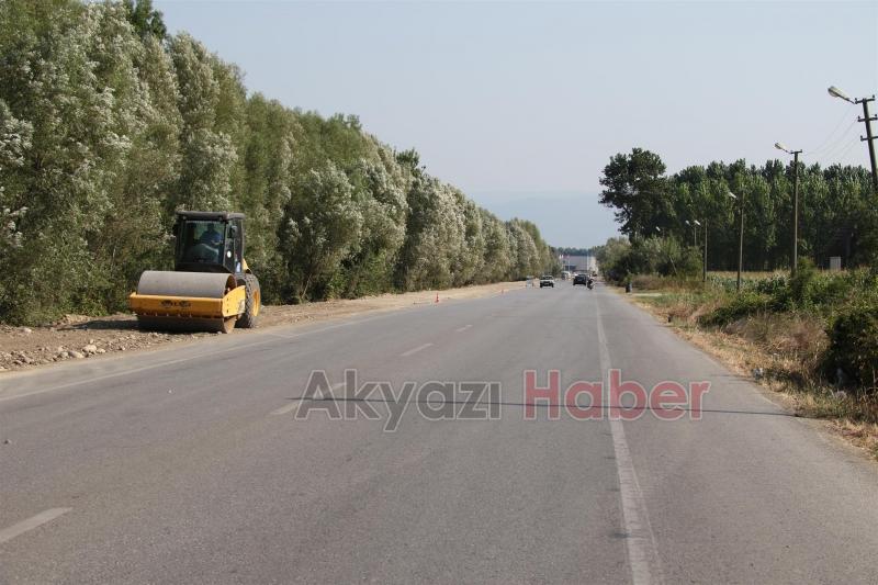 AKYAZIYA GİRİŞ VE ÇIKIŞ YOLLARI GENİŞLİYOR