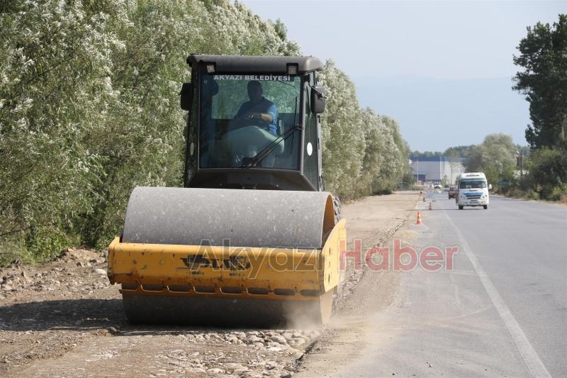 AKYAZIYA GİRİŞ VE ÇIKIŞ YOLLARI GENİŞLİYOR