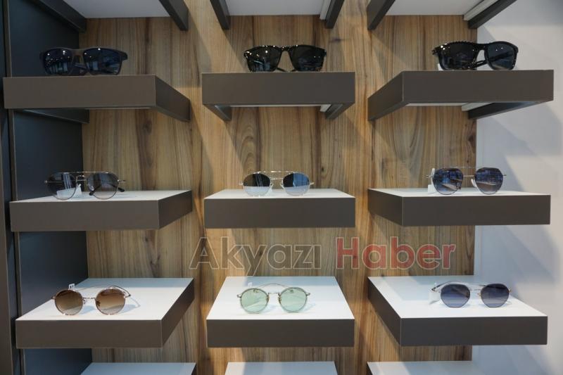 Ala Optik Dev Kampanya İle Açılıyor