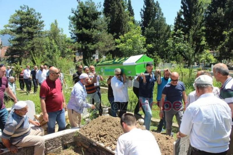 Alaaddin Kaya Defnedildi