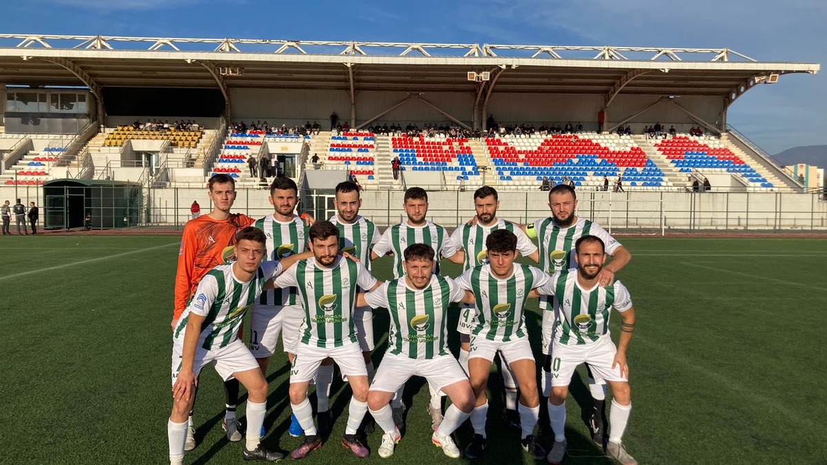 Alaağaç 1860 Spor çıtayı yükseltti