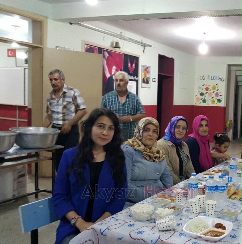 Alaağaç Ortaokulu İftar Programı Düzenledi