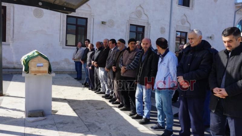 Alaattin Sayılı Dualarla Defnedildi