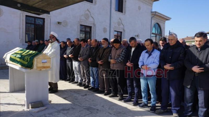 Alaattin Sayılı Dualarla Defnedildi