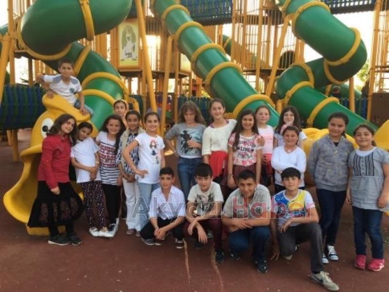 Alağaç Ortaokulundan Bilecik Ve Söğüt e Gezi