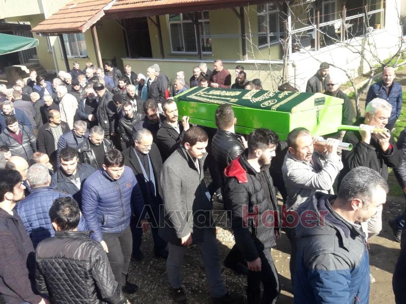 Ali Akcan Defnedildi