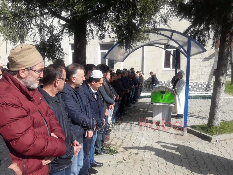 Ali Akcan Defnedildi