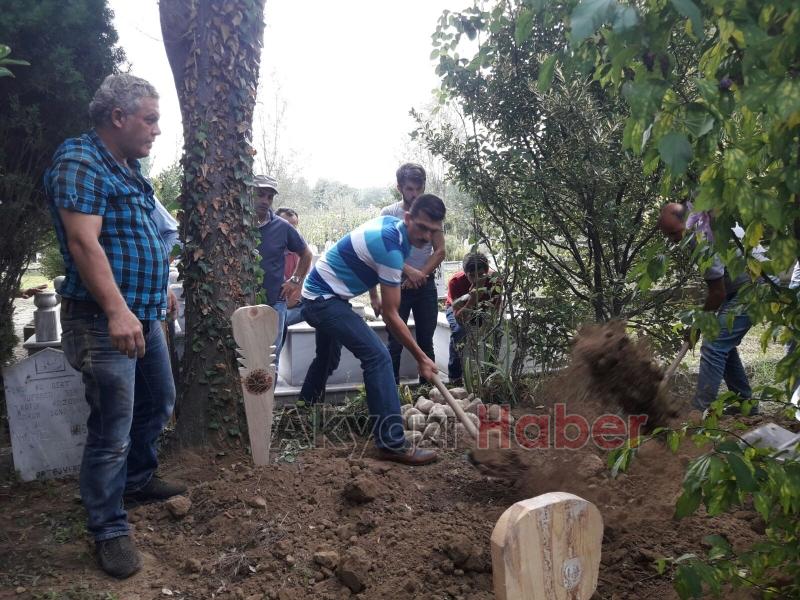 Ali Başak Defnedildi